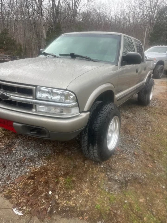 2003 Chevrolet S-10 Blazer 2nd Gen - Image 2 of 7