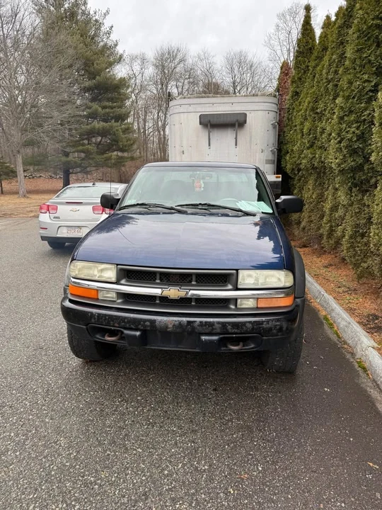2003 Chevrolet S-10 Blazer 2nd Gen - Image 2 of 7