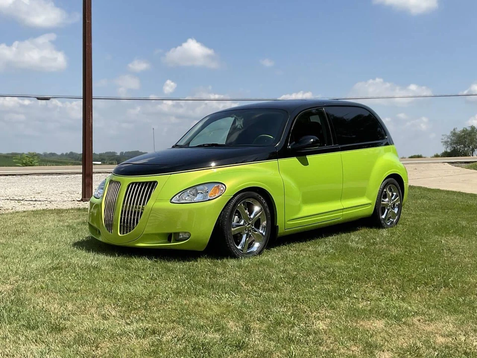 2003 Chrysler PT Cruiser - Image 2 of 31