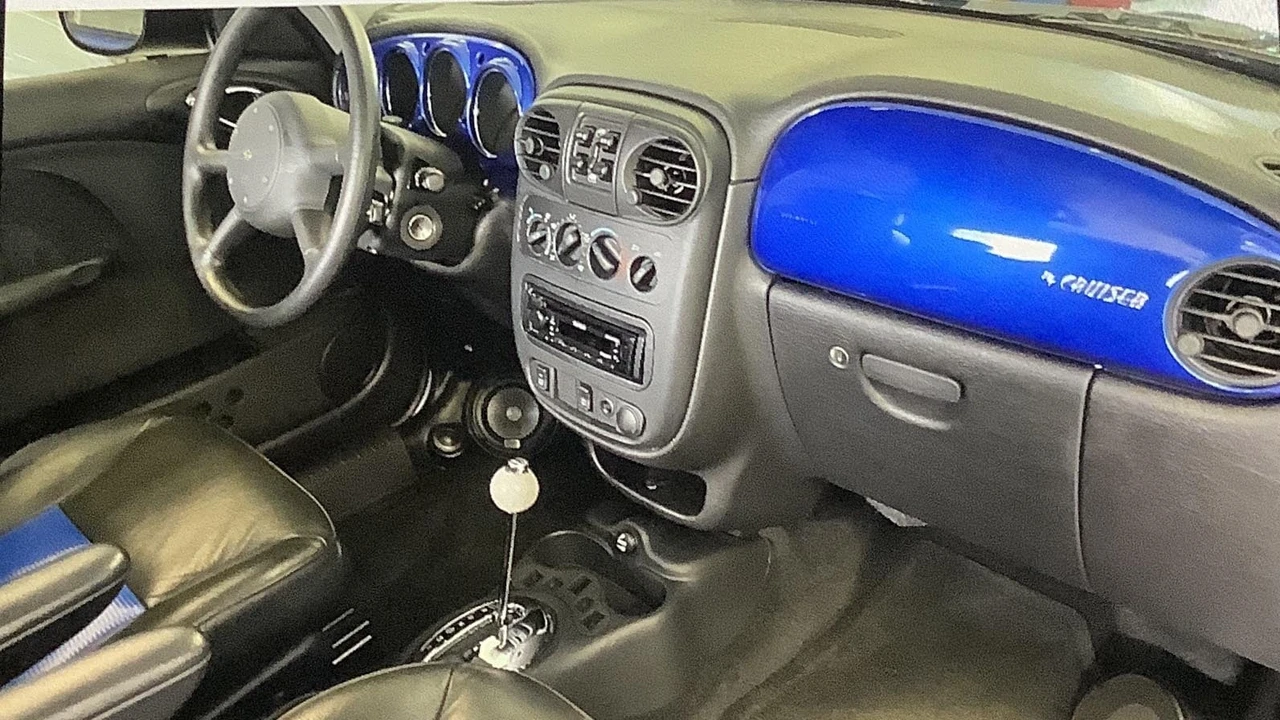2003 Chrysler PT Cruiser - Image 3 of 12