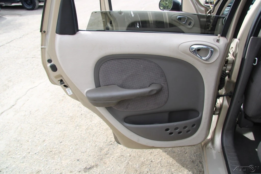 2003 Chrysler PT Cruiser - Image 21 of 21