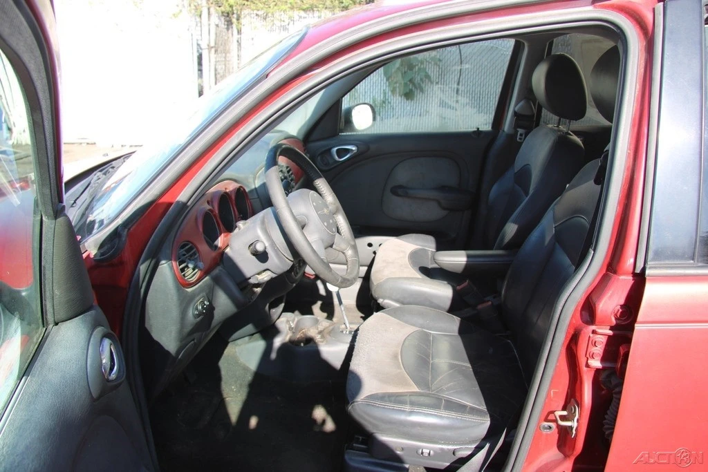 2003 Chrysler PT Cruiser - Image 13 of 21
