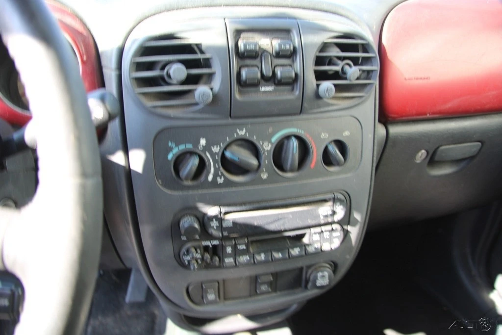 2003 Chrysler PT Cruiser - Image 17 of 21