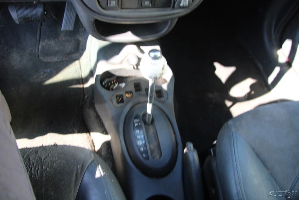 2003 Chrysler PT Cruiser - Image 18 of 21