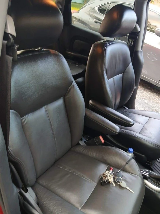 2003 Chrysler PT Cruiser - Image 15 of 21