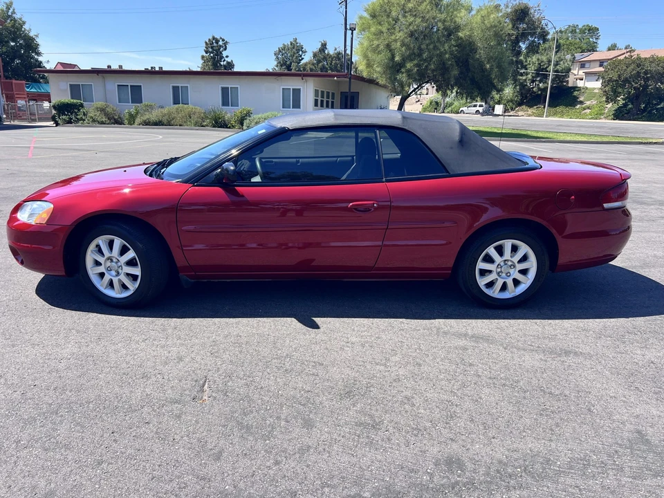 2003 Chrysler Sebring - Image 3 of 31
