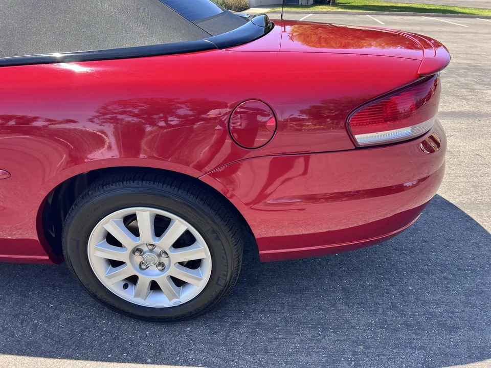 2003 Chrysler Sebring - Image 23 of 31