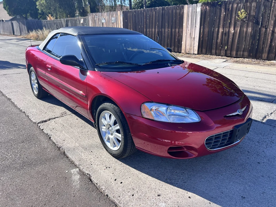 2003 Chrysler Sebring - Image 11 of 31