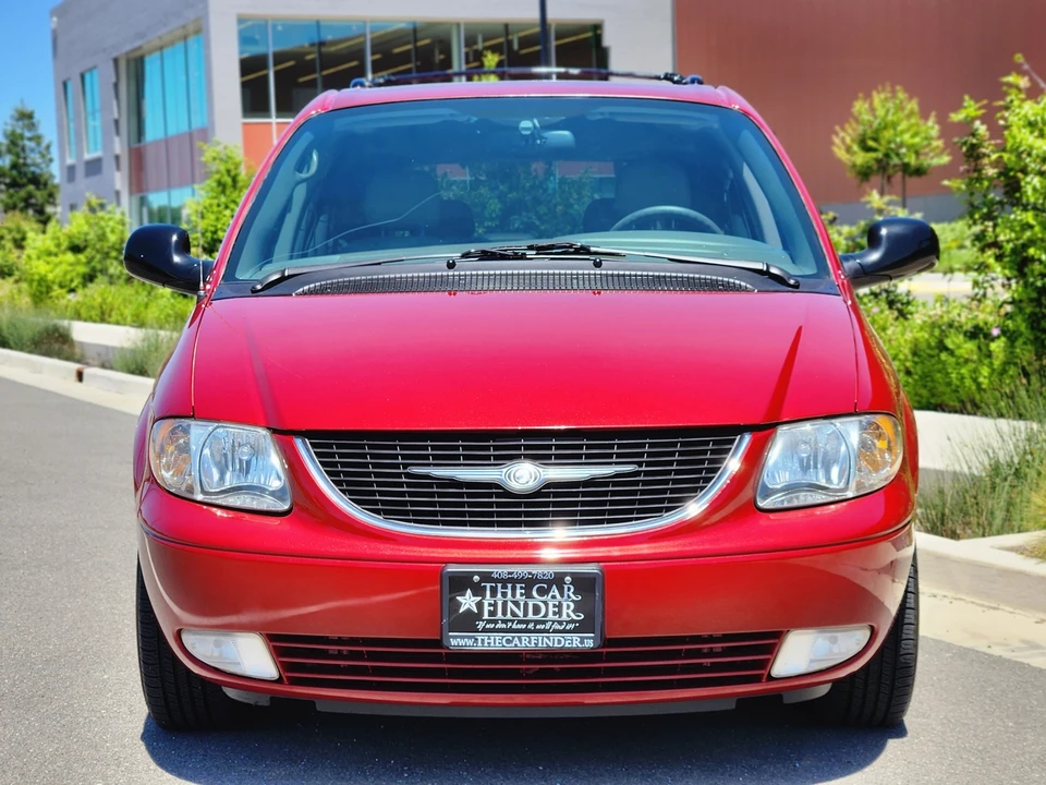 2003 Chrysler Town & Country - Image 9 of 31