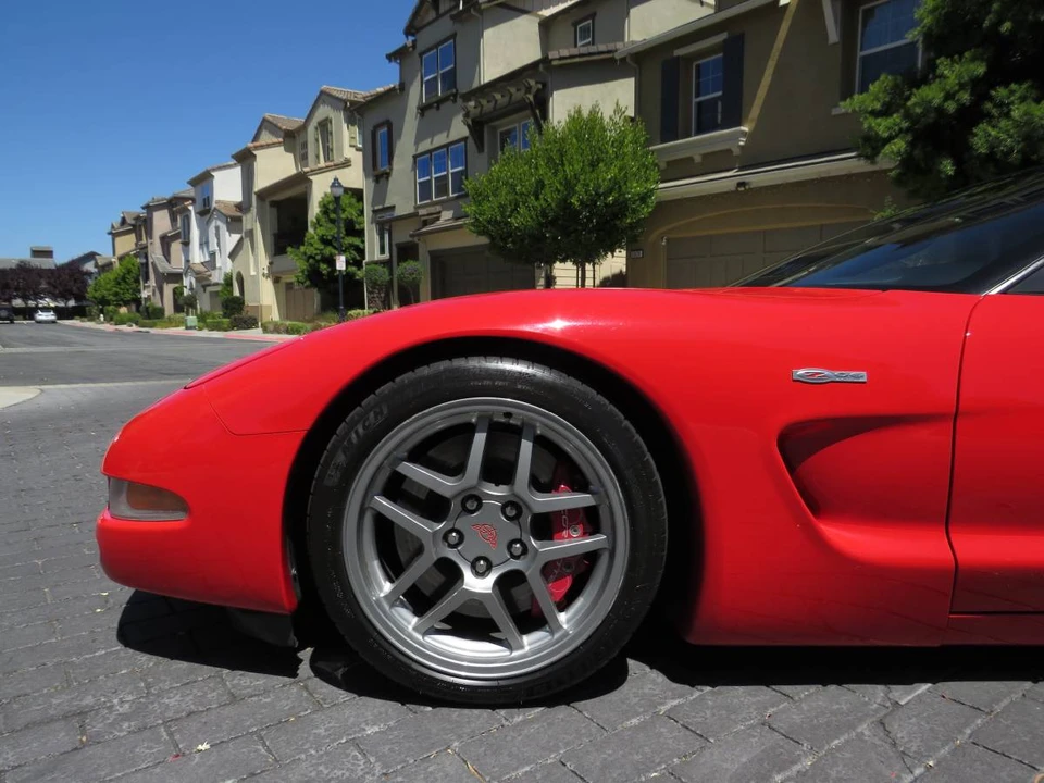 2003 Chevrolet Corvette C5 Z06 - Image 9 of 19