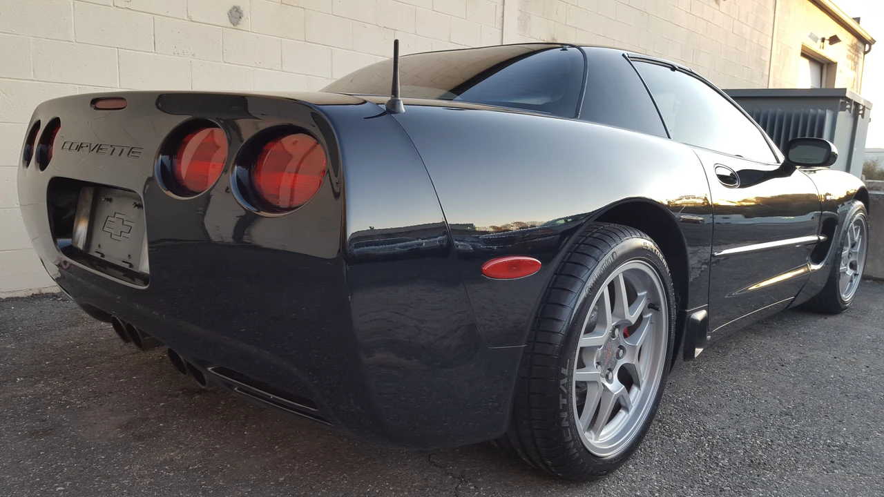 2001 Chevrolet Corvette C5 Z06 - Image 3 of 4