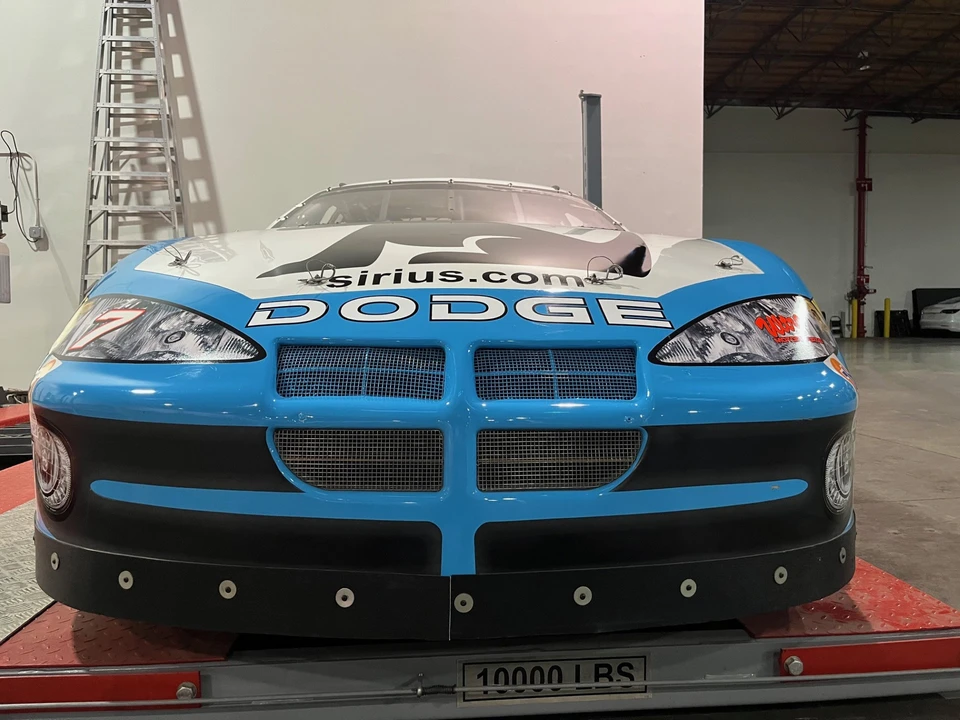 2003 Dodge Intrepid - Image 11 of 31