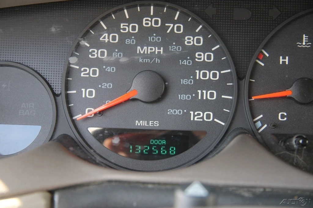 2003 Dodge Neon - Image 17 of 21