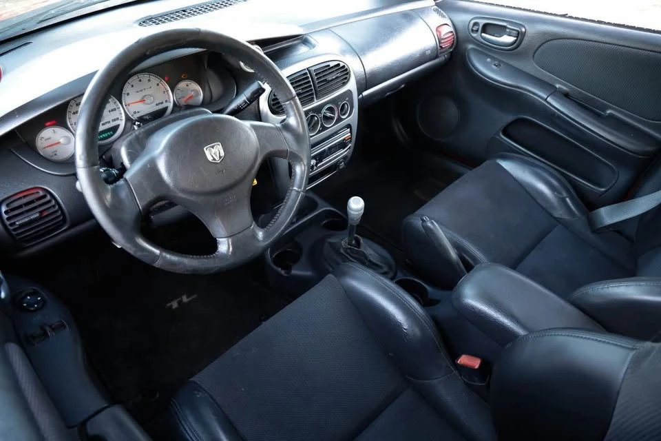 2003 Dodge Neon SRT-4 - Image 5 of 10