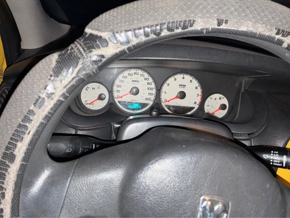 2003 Dodge Neon - Image 8 of 8