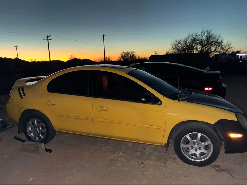 2003 Dodge Neon - Image 2 of 8