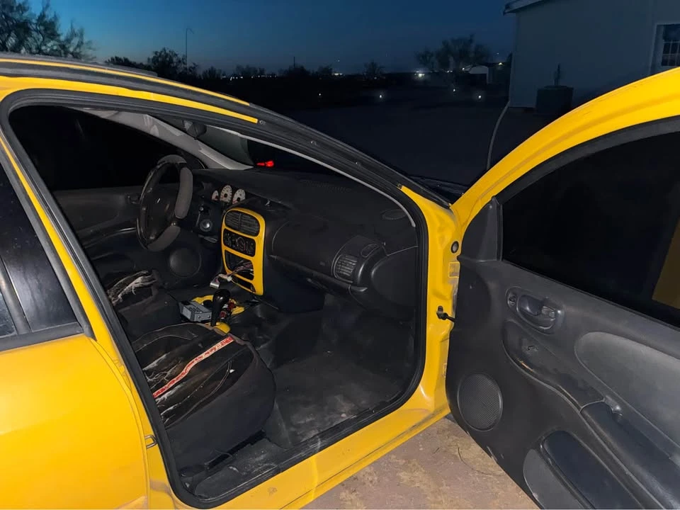 2003 Dodge Neon - Image 6 of 8