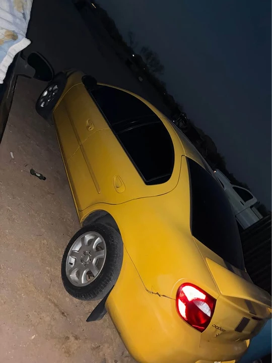 2003 Dodge Neon - Image 3 of 8