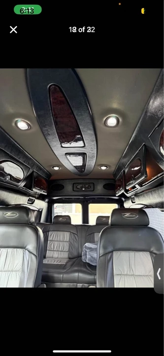 2003 Dodge Ram Van - Image 2 of 3
