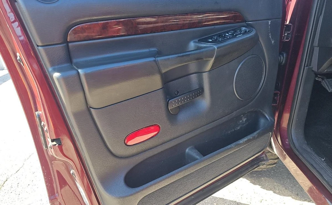 2003 Dodge Ram 3rd Gen - Image 9 of 12