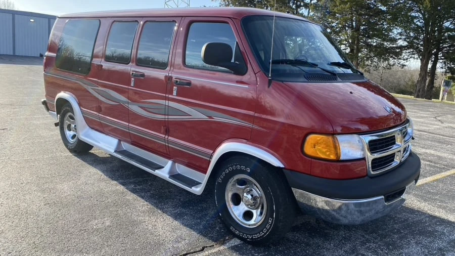 2003 Dodge Ram Van - Image 23 of 23