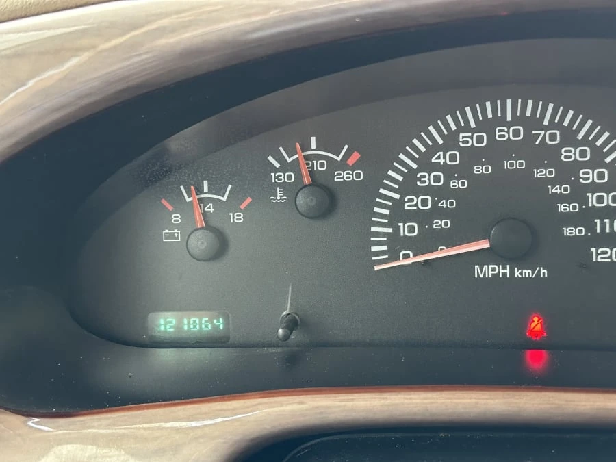 2003 Dodge Ram Van - Image 6 of 10