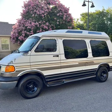 2003 Dodge Ram Van 1500 Van 3D