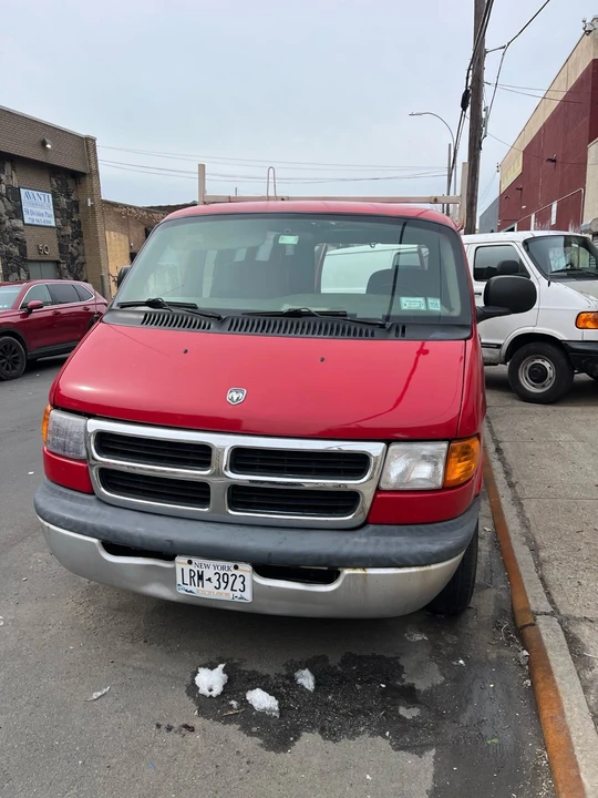 2003 Dodge Ram Van - Image 3 of 16