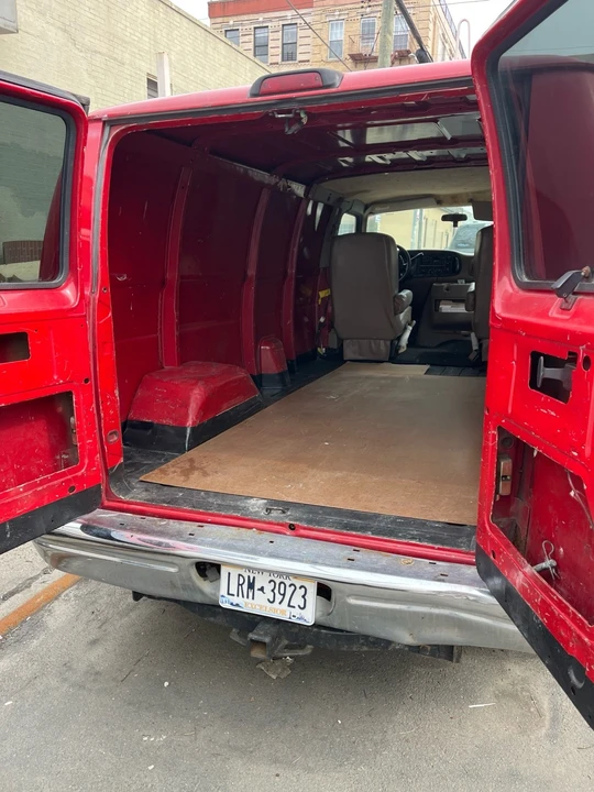 2003 Dodge Ram Van - Image 6 of 16