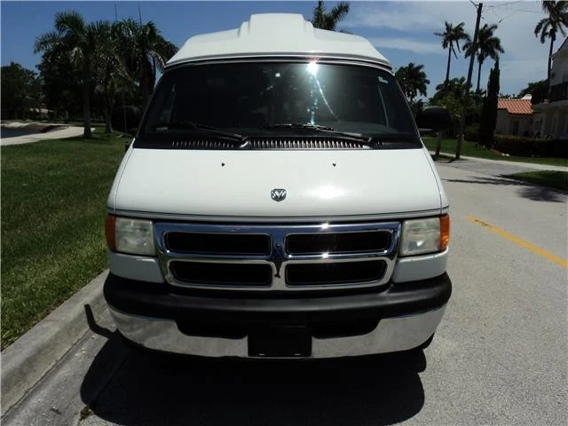 2003 Dodge Ram Van - Image 11 of 12