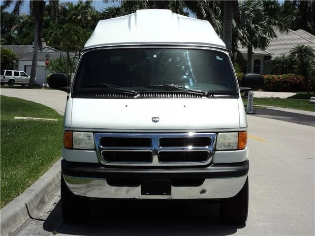 2003 Dodge Ram Van - Image 10 of 12