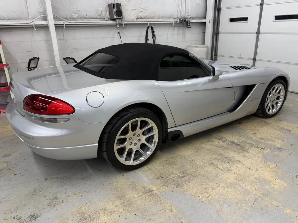 2003 Dodge Viper 3rd Gen - Image 3 of 4