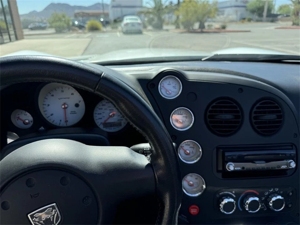 2003 Dodge Viper 3rd Gen - Image 19 of 28