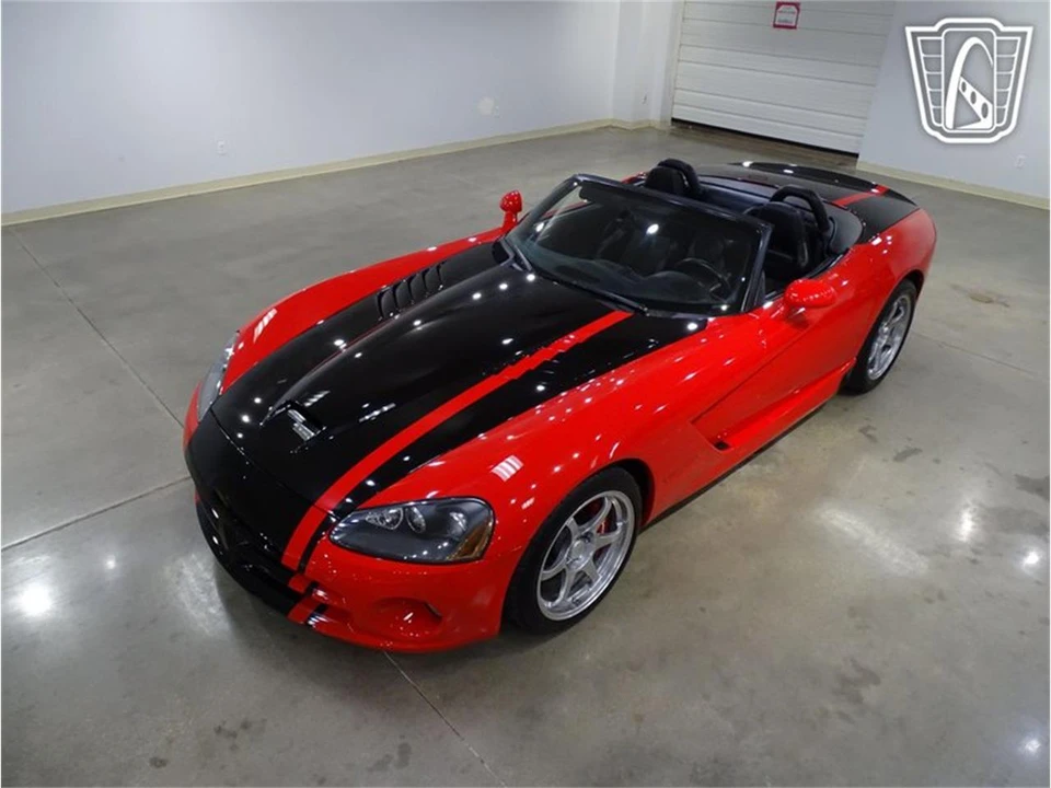 2003 Dodge Viper 3rd Gen - Image 2 of 31