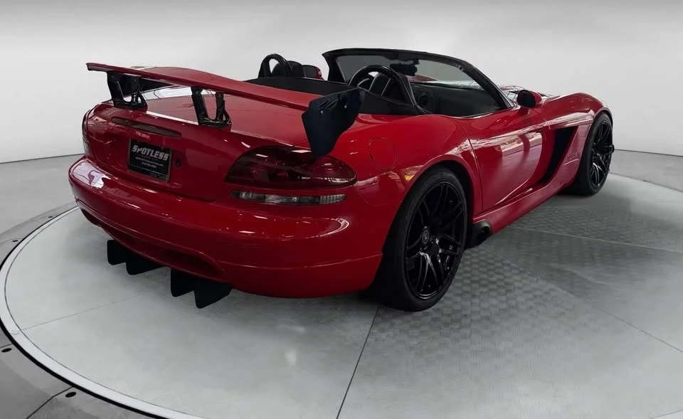 2003 Dodge Viper 3rd Gen - Image 9 of 16