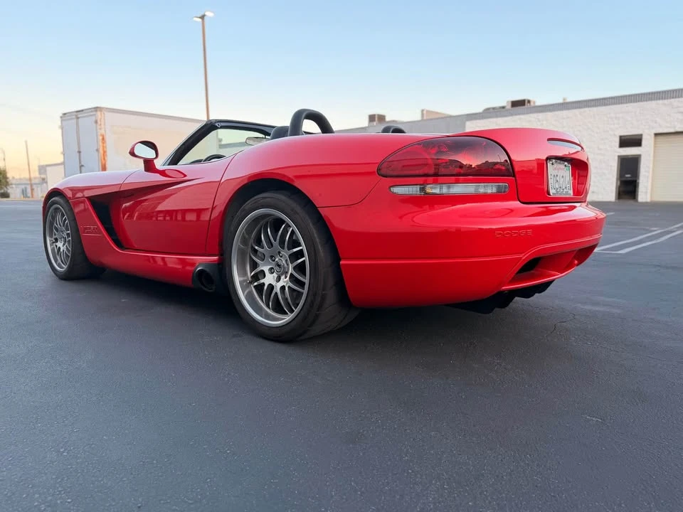 2003 Dodge Viper 3rd Gen - Image 9 of 20