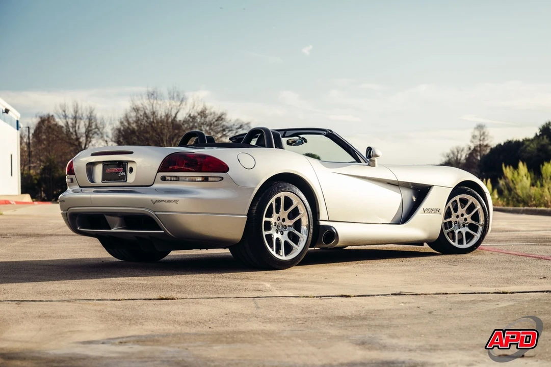 2003 Dodge Viper 3rd Gen - Image 3 of 12