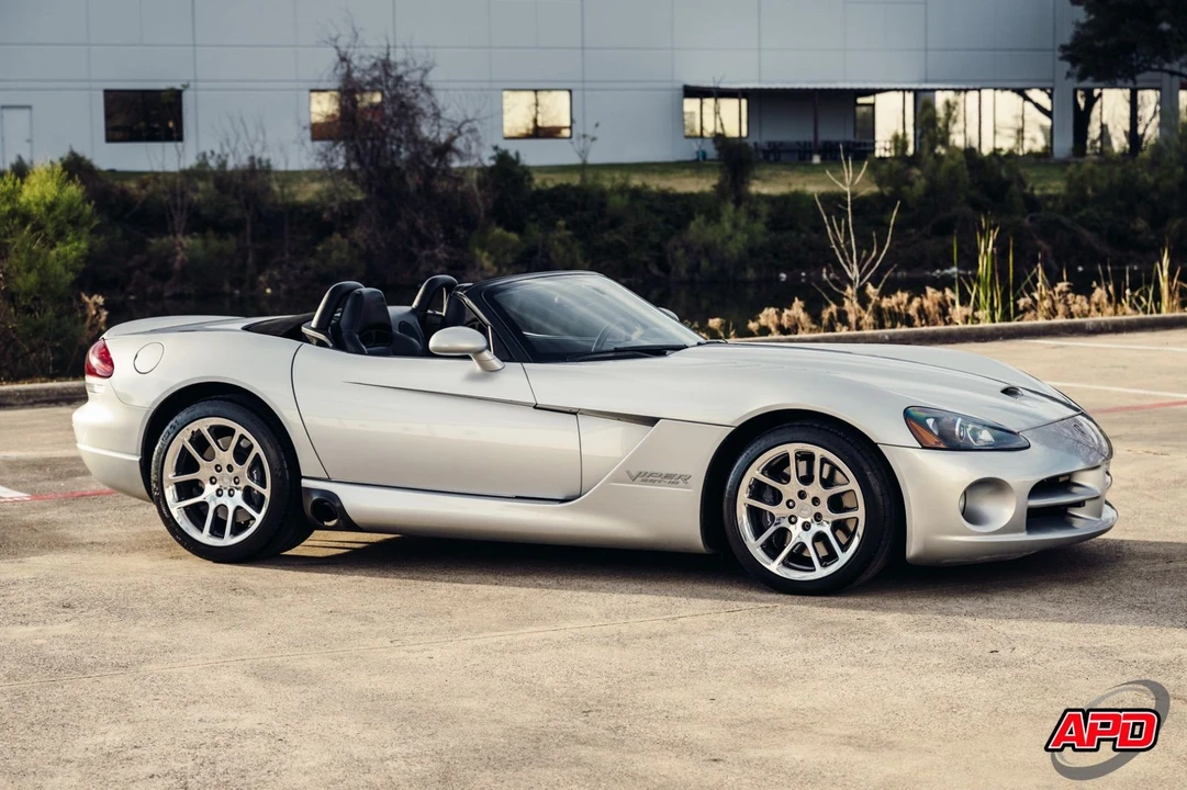 2003 Dodge Viper 3rd Gen - Image 5 of 12