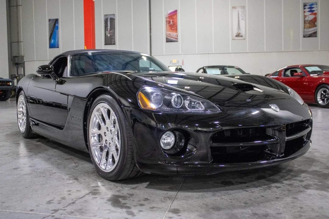 2003 Dodge Viper 3rd Gen - Image 18 of 21