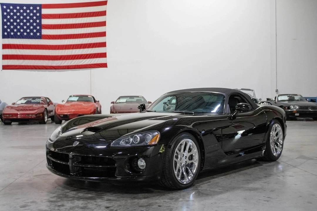 2003 Dodge Viper 3rd Gen - Image 11 of 12