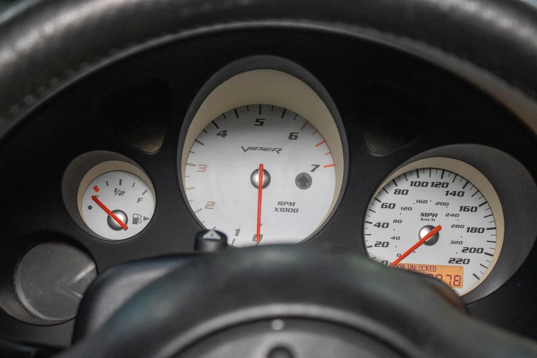 2003 Dodge Viper 3rd Gen - Image 20 of 21