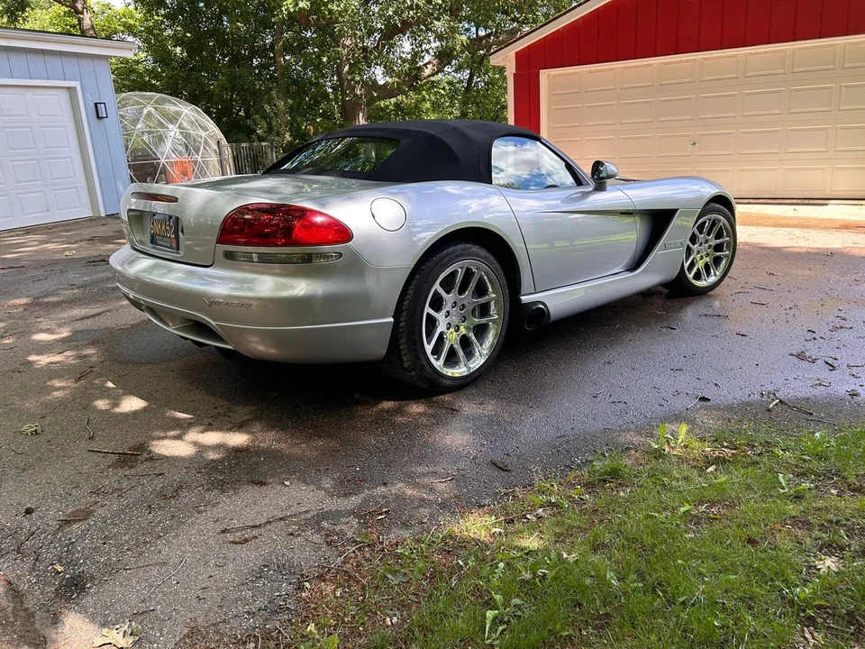 2003 Dodge Viper 3rd Gen - Image 30 of 31