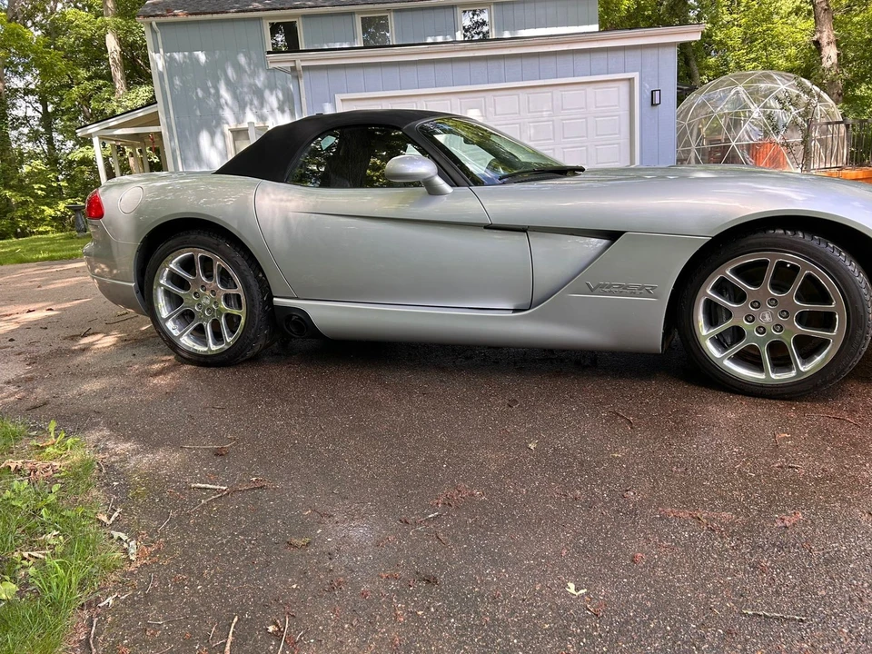 2003 Dodge Viper 3rd Gen - Image 2 of 31