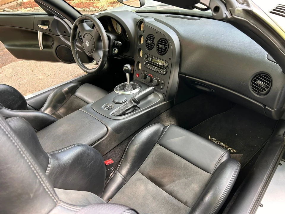 2003 Dodge Viper 3rd Gen - Image 4 of 31