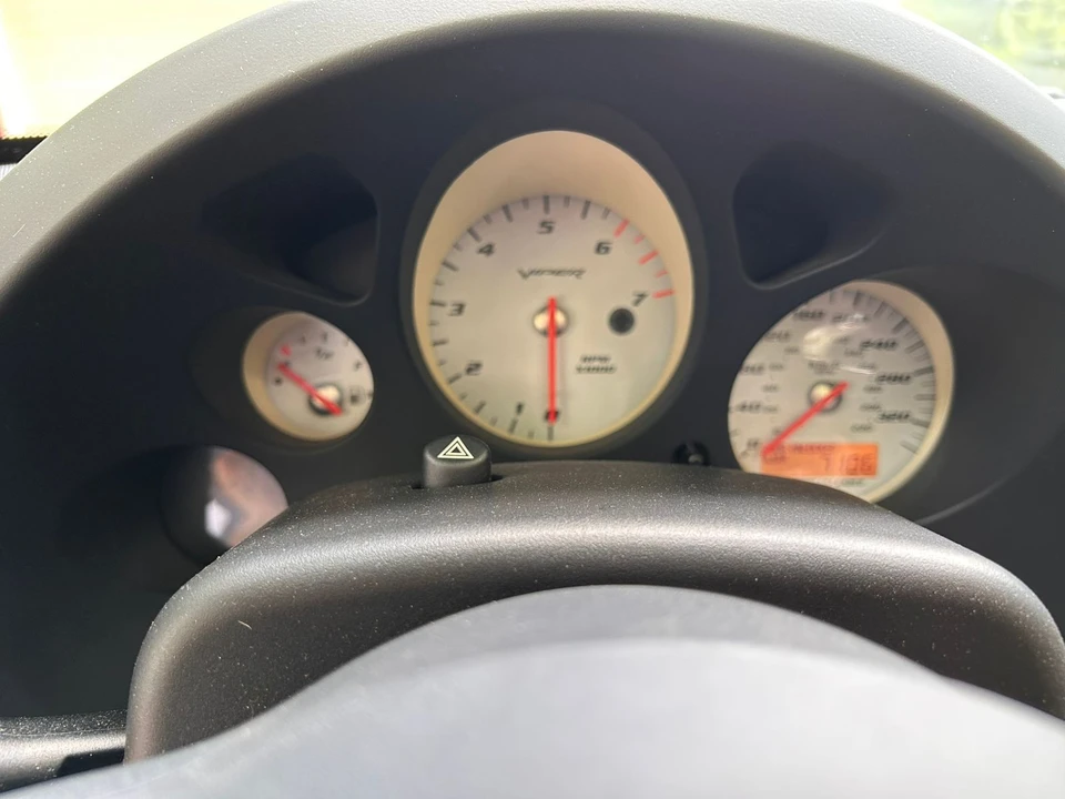 2003 Dodge Viper 3rd Gen - Image 26 of 31