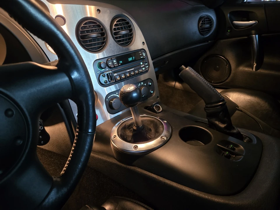 2003 Dodge Viper 3rd Gen - Image 10 of 19