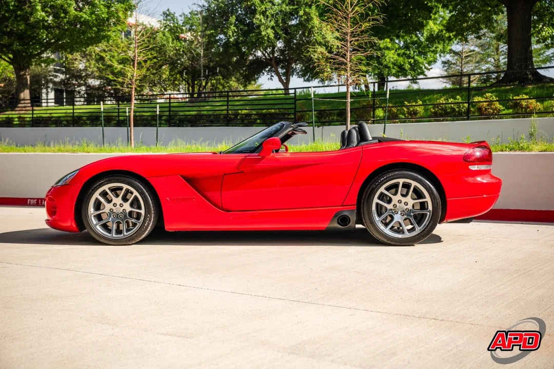 2003 Dodge Viper 3rd Gen - Image 10 of 12