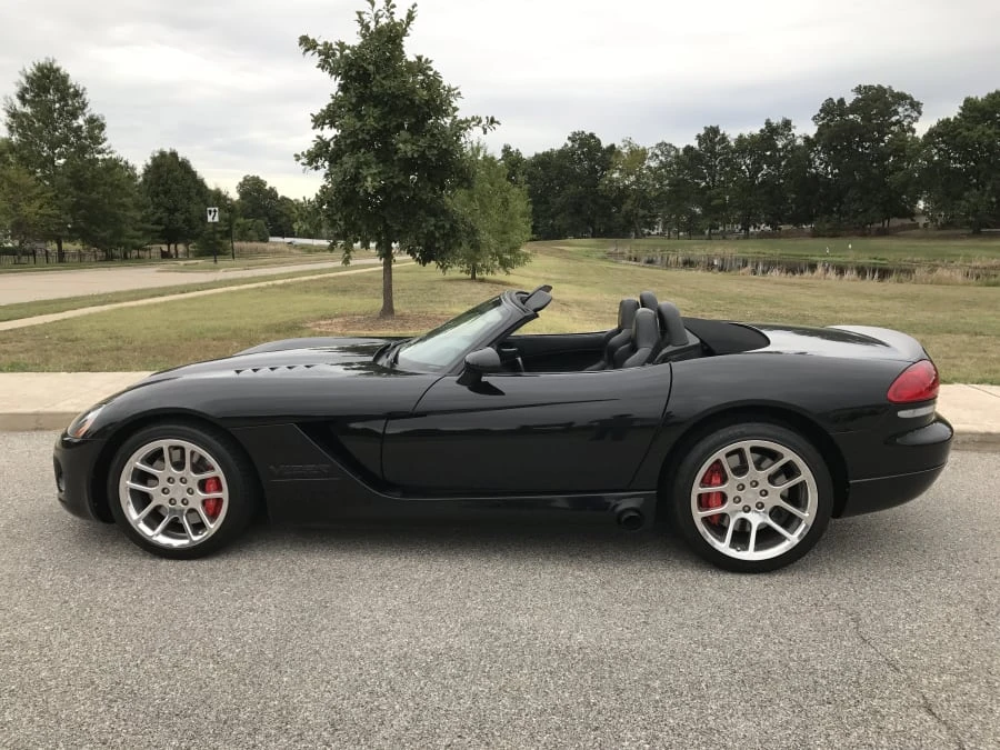 2003 Dodge Viper 3rd Gen - Image 2 of 10