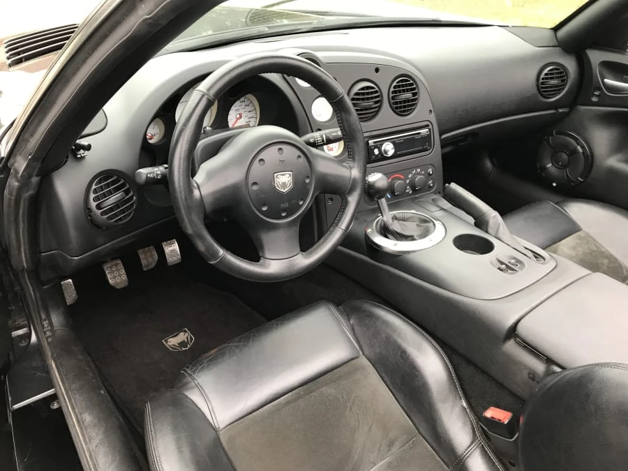 2003 Dodge Viper 3rd Gen - Image 4 of 10
