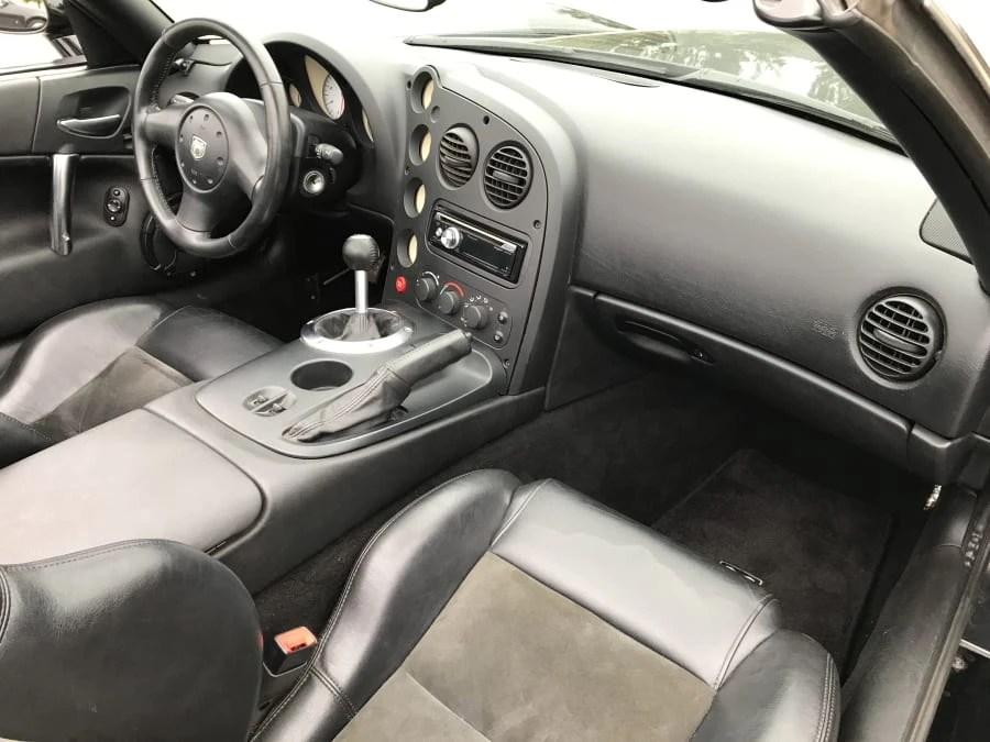 2003 Dodge Viper 3rd Gen - Image 5 of 10